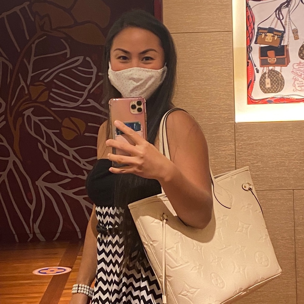 Meet your Posher, Apple